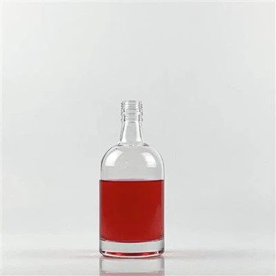 Vodka transparent glasflaska